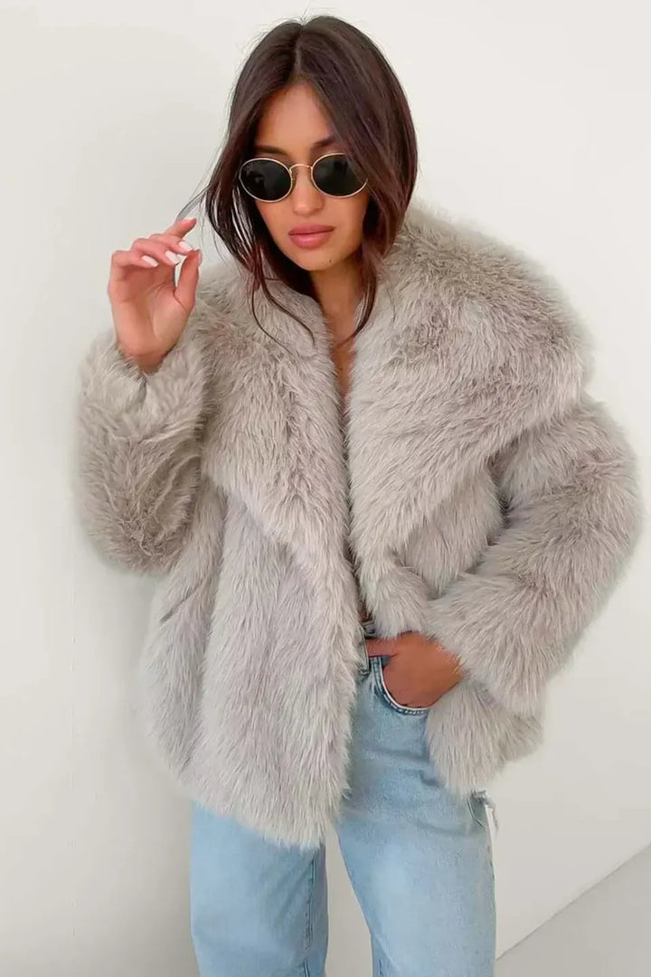 Amélia™  | Manteau Douillet en Fourrure