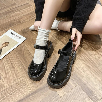 Mary Jane Noire Chic