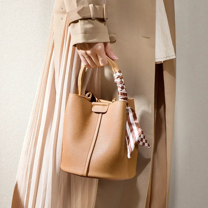 Sac seau en simili cuir souple