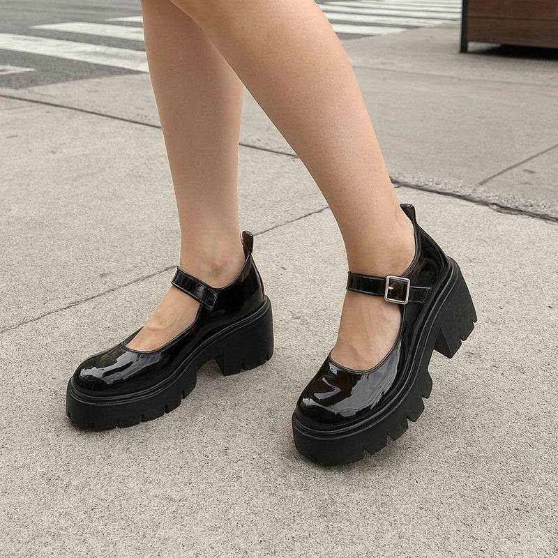 Mary Jane Noire Chic