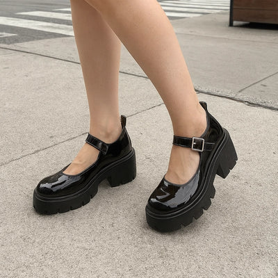 Mary Jane Noire Chic
